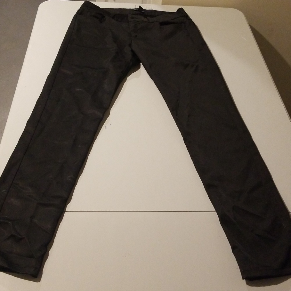 Black Pants from Ming by Mango